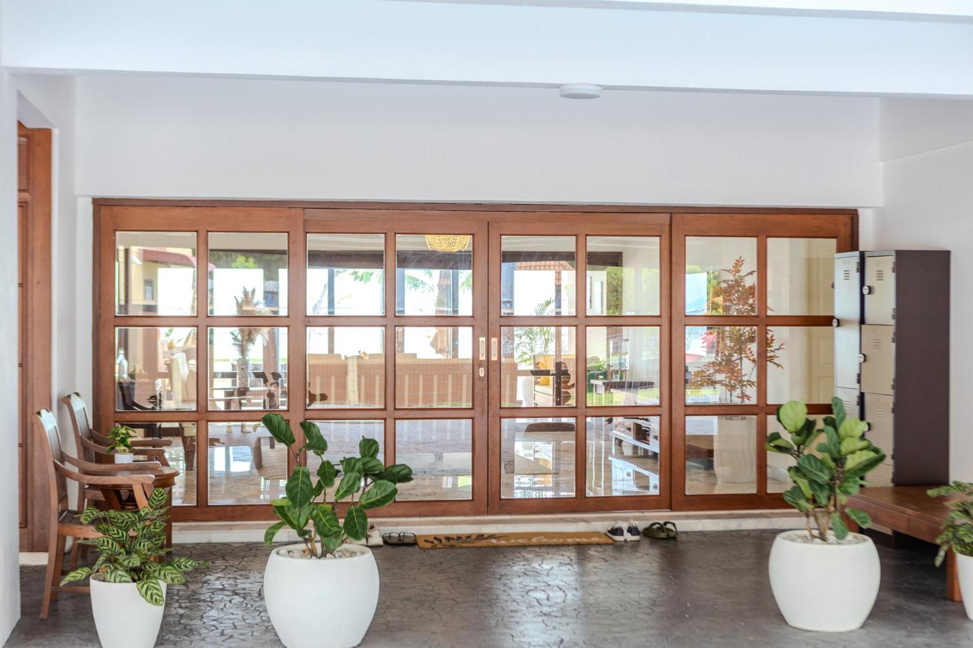 Suntai Villa, Beachfront Suites Kampong Si Ginting Exterior foto