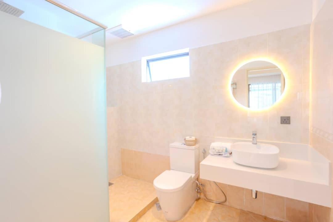 Suntai Villa, Beachfront Suites Kampong Si Ginting Exterior foto
