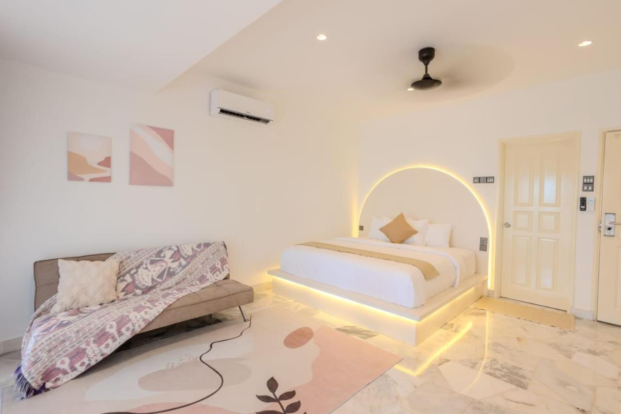 Suntai Villa, Beachfront Suites Kampong Si Ginting Exterior foto